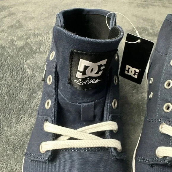 COPY - DC Bristol Mid Canvas Women's Casual Skate Shoe Blue Size 10 New - Picture 16 of 17